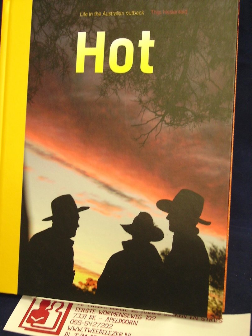 Heslenfeld, Thijs - Hot / Life in the Australian outback / fotoboek