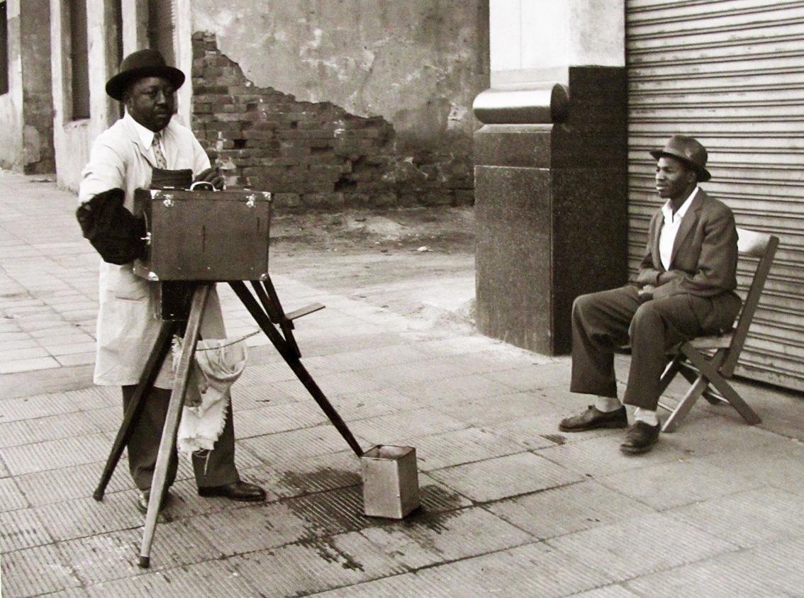 GOLDBLATT, John. - Picture of a Street-photographer in Downtown Johannesburg, 1959.
