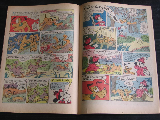 Walt Disney's Comics and Stories - Ali Scrooge and the forty Beagles