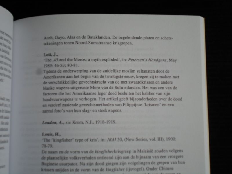 Duuren, David van - Krissen, een beredeneerde bibliografie, kris