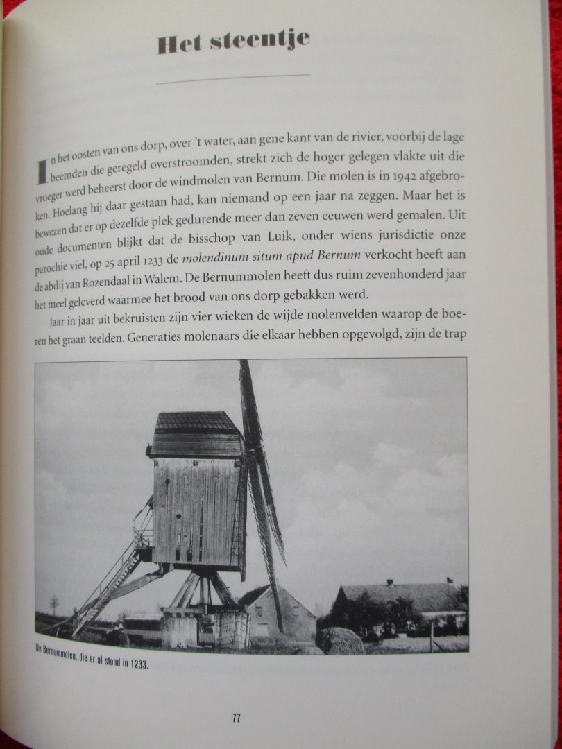 Goossens, Cas - Bij ons in 't dorp. Landelijk leven in Vlaanderen een halve eeuw geleden.