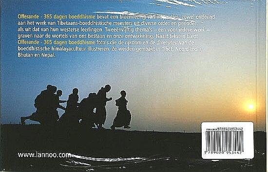 Föllmi , Danielle . & Olivier Follmi . [ isbn 9789020961669  ] 3717 - 365 Dagen Wijsheid uit Afrika . ( Nieuw deel in de succesvolle reeks 365 dagen Pakkende beelden en teksten verbeelden de wortels en de tradities van de Afrikaanse beschaving Ontdek de wijsheid en de schoonheid van dit immense continent en -