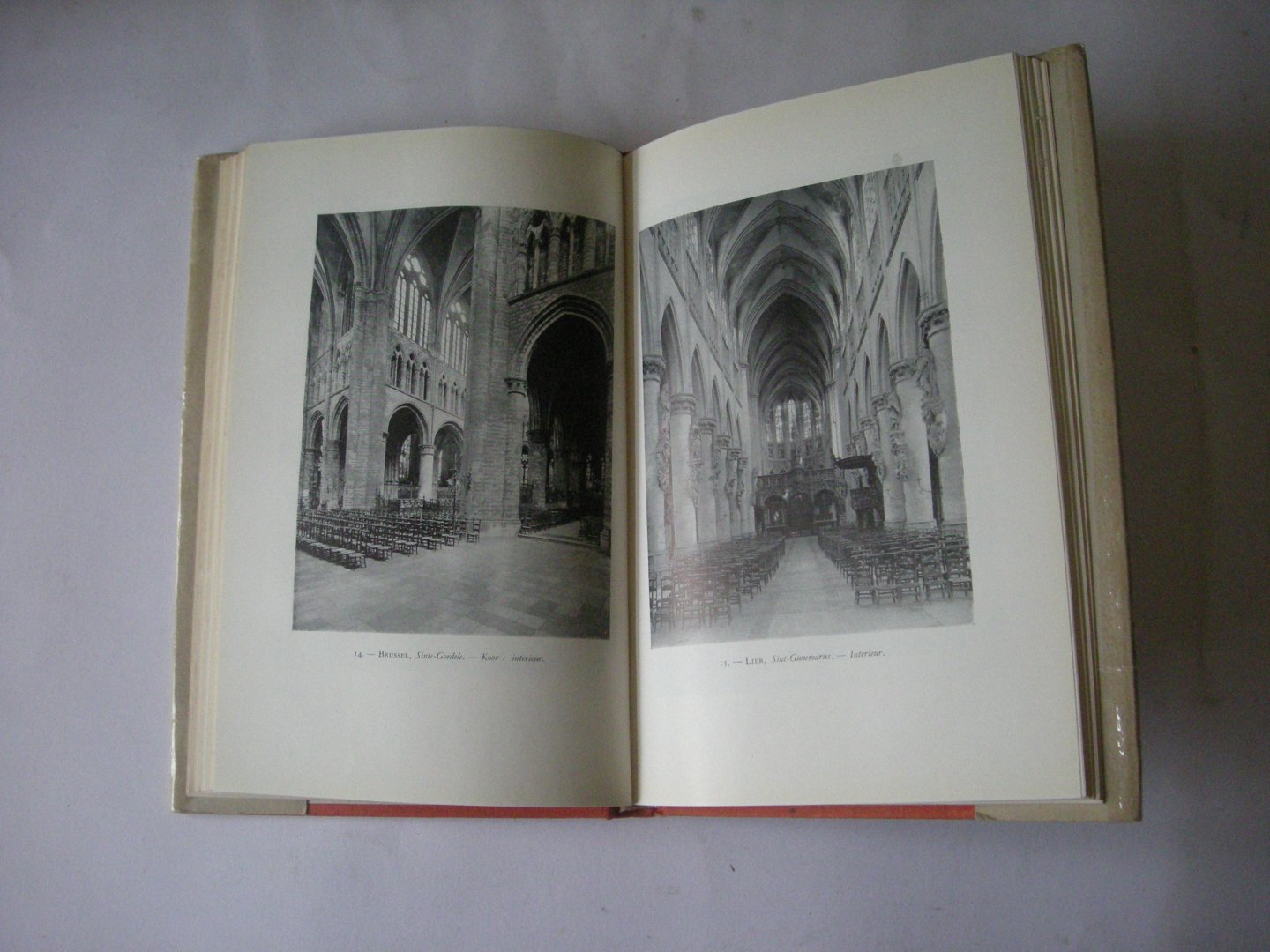 Leurs, Stan - Geschiedenis der bouwkunst in Vlaanderen van de Xe tot het einde der XVIIIe eeuw