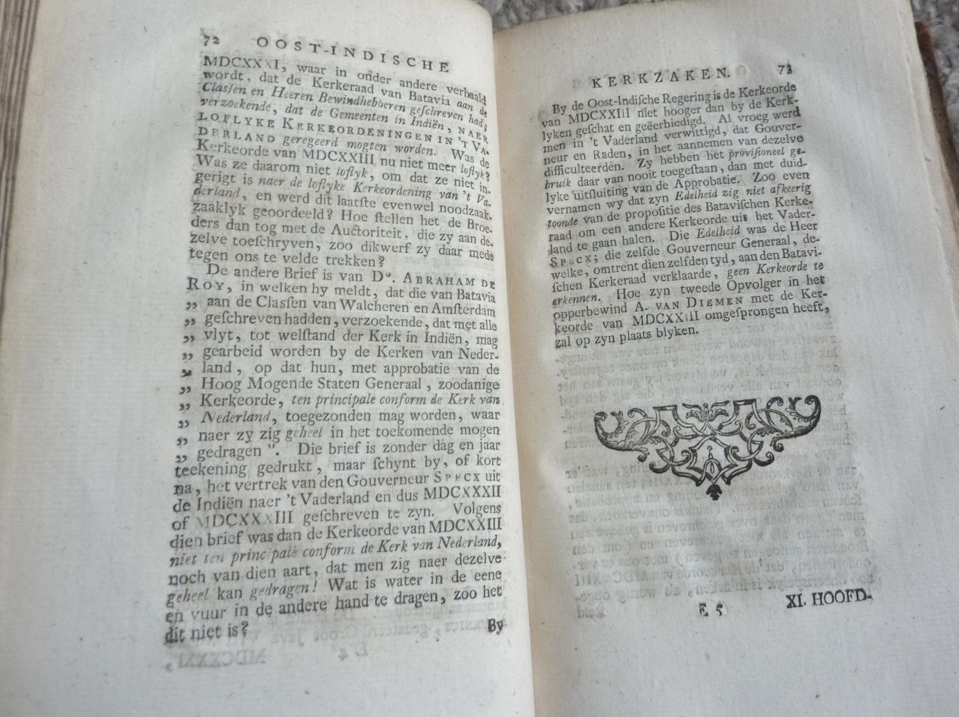 Petrus Hofstede. Ex Bibl. Lion Cachet. - Oost-Indische Kerkzaken, zoo Oude als Nieuwe. Meest alle, uit oorspronglyke en ongedrukte stukken by een verzameld, in orde gebragt, en beredeneerd.