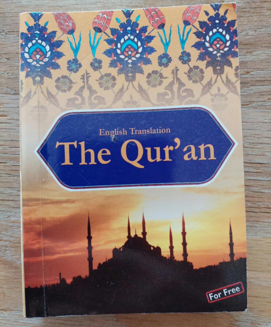 Sahee International Translation - The Qur'an with Surah Introductions