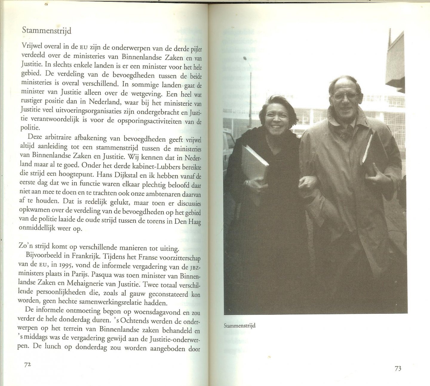 Sorgdrager, Winnie fotos Roel Rozenburg  en Robert Scheers  met Willem Middelkoop - Een verantwoordelijke minister