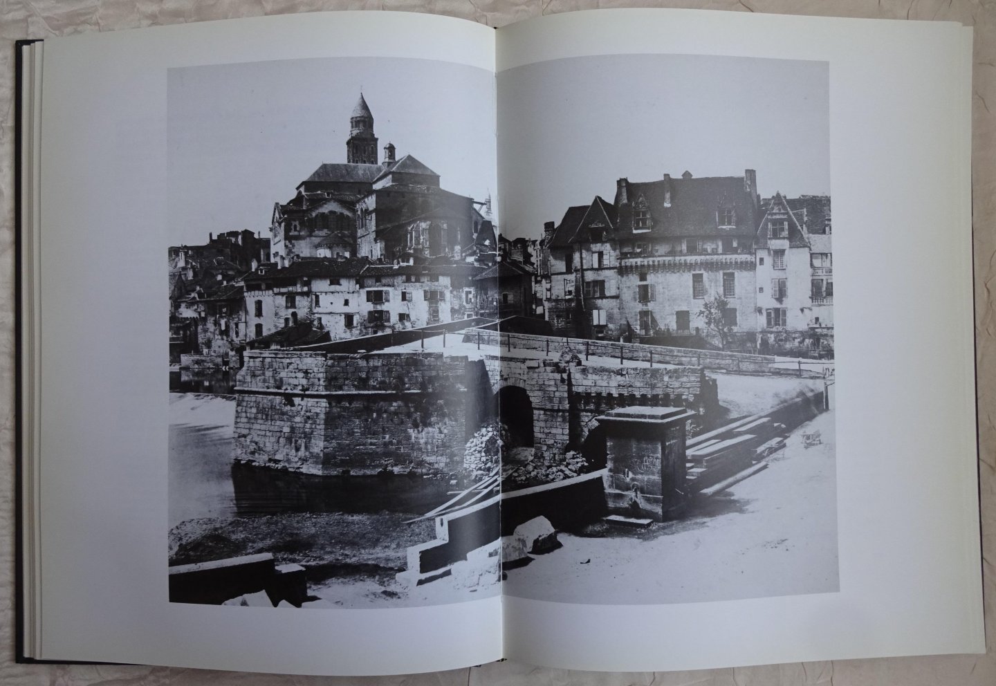 Secret, Jean - Vieilles demeures de Périgueux [ isbn 2865771261 ]