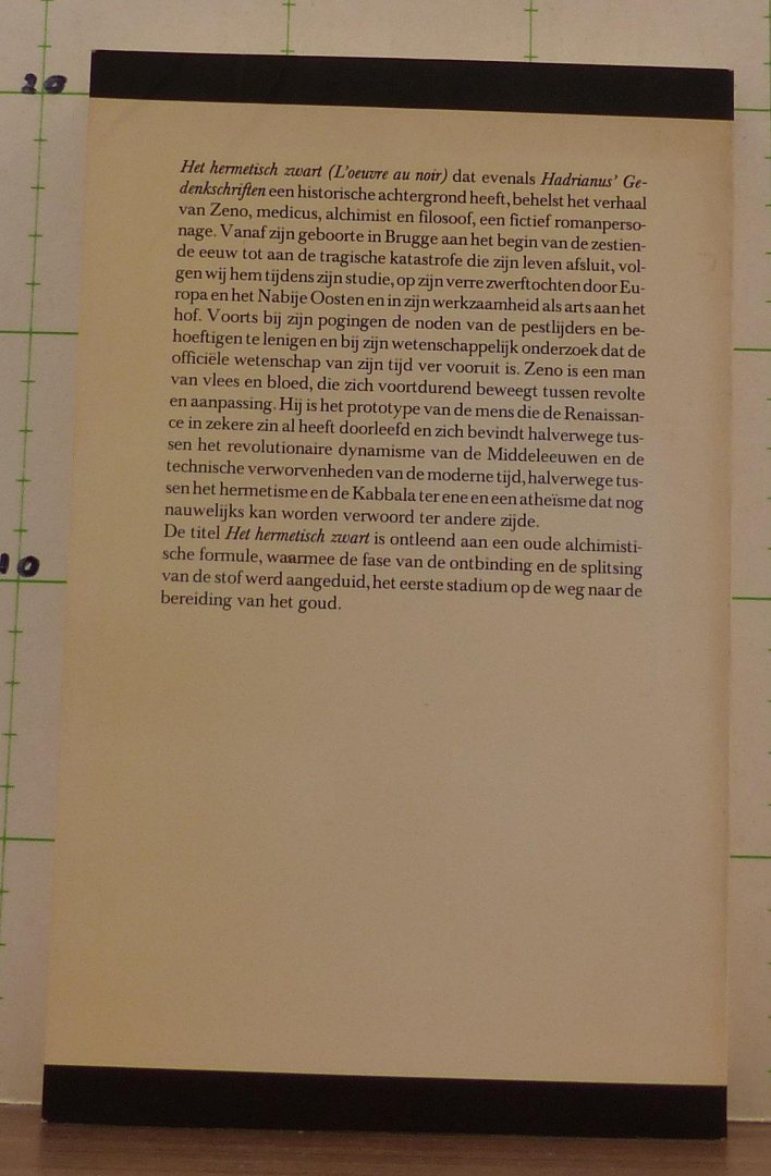 Yourcenar, Marguerite - het hermetisch zwart