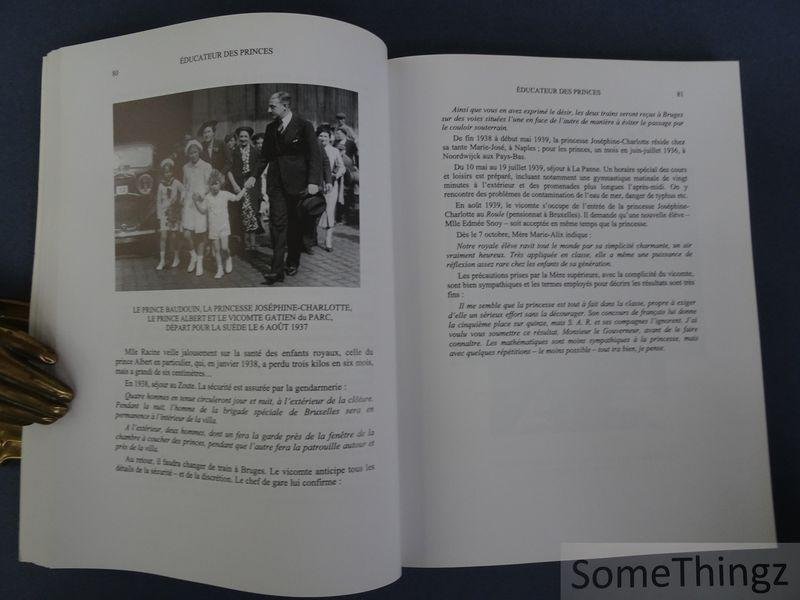 du Parc Locmaria, Yves. - Au roi: biographie du comte Gatien du Parc Locmaria.