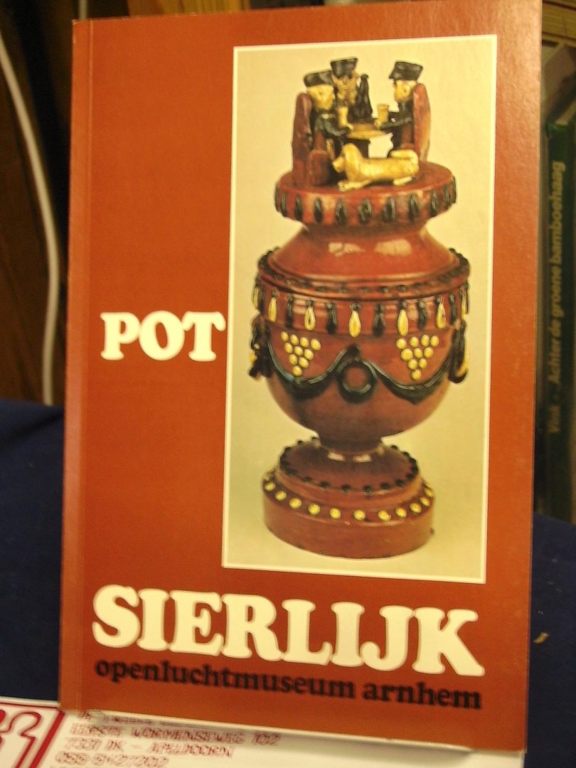 Kleyn, J. de - Pot-sierlijk, versierd volksaardewerk