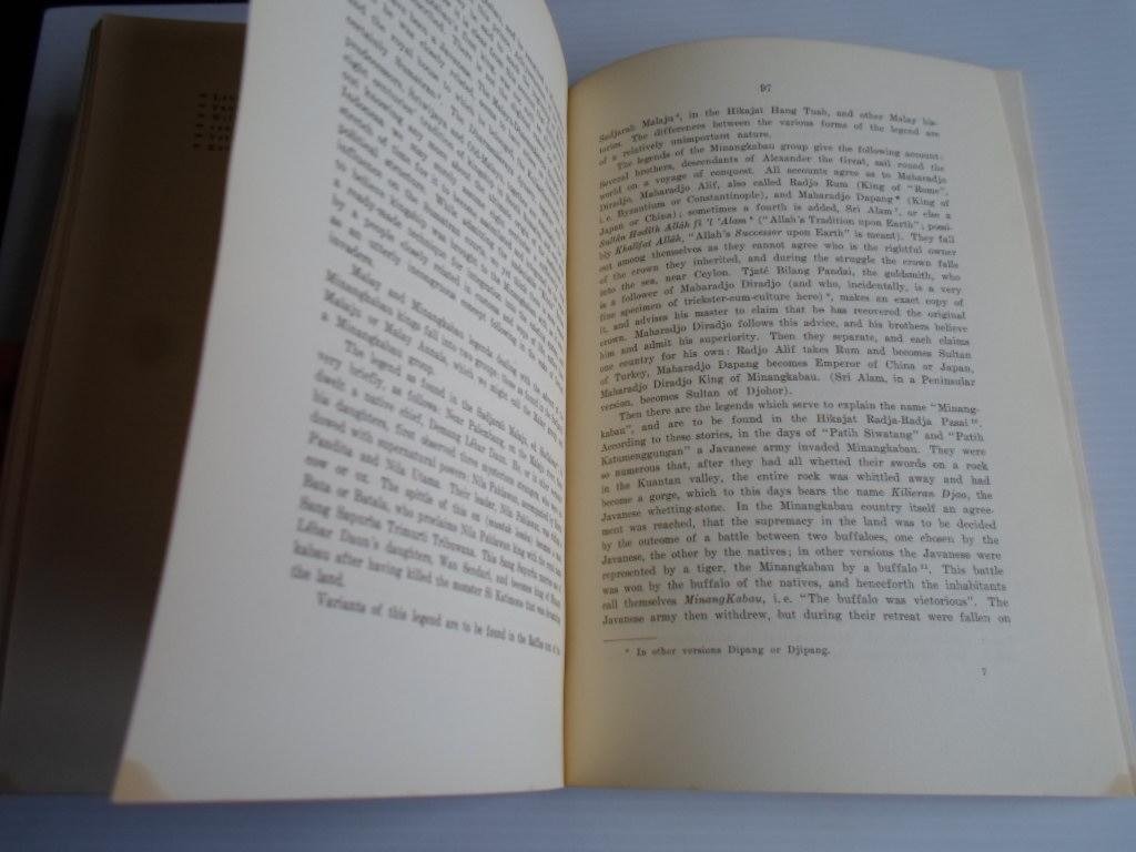 Josselin de Jong, P.E.de - Minangkabau and Negri Sembilan, Socio-political structure in Indonesia, Proefschrift