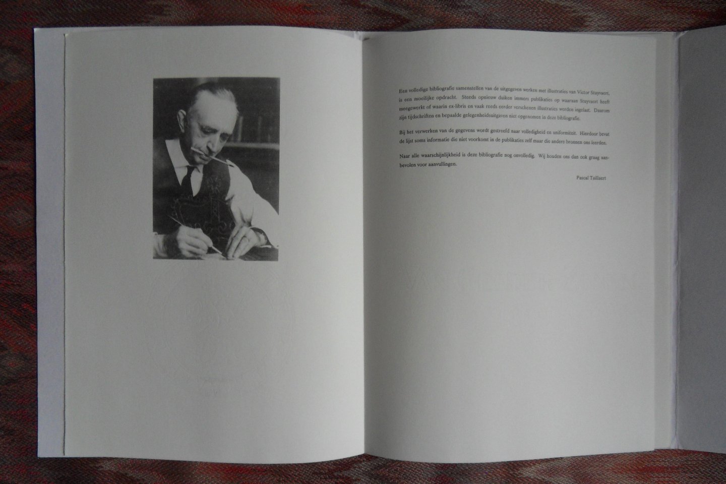 Taillaert, Pascal (samenstelling); Poulain, Norbert (biografische beschrijving). - Victor Stuyvaert. - Illustrator. [ Genummerd ex. 108 / 200 ].