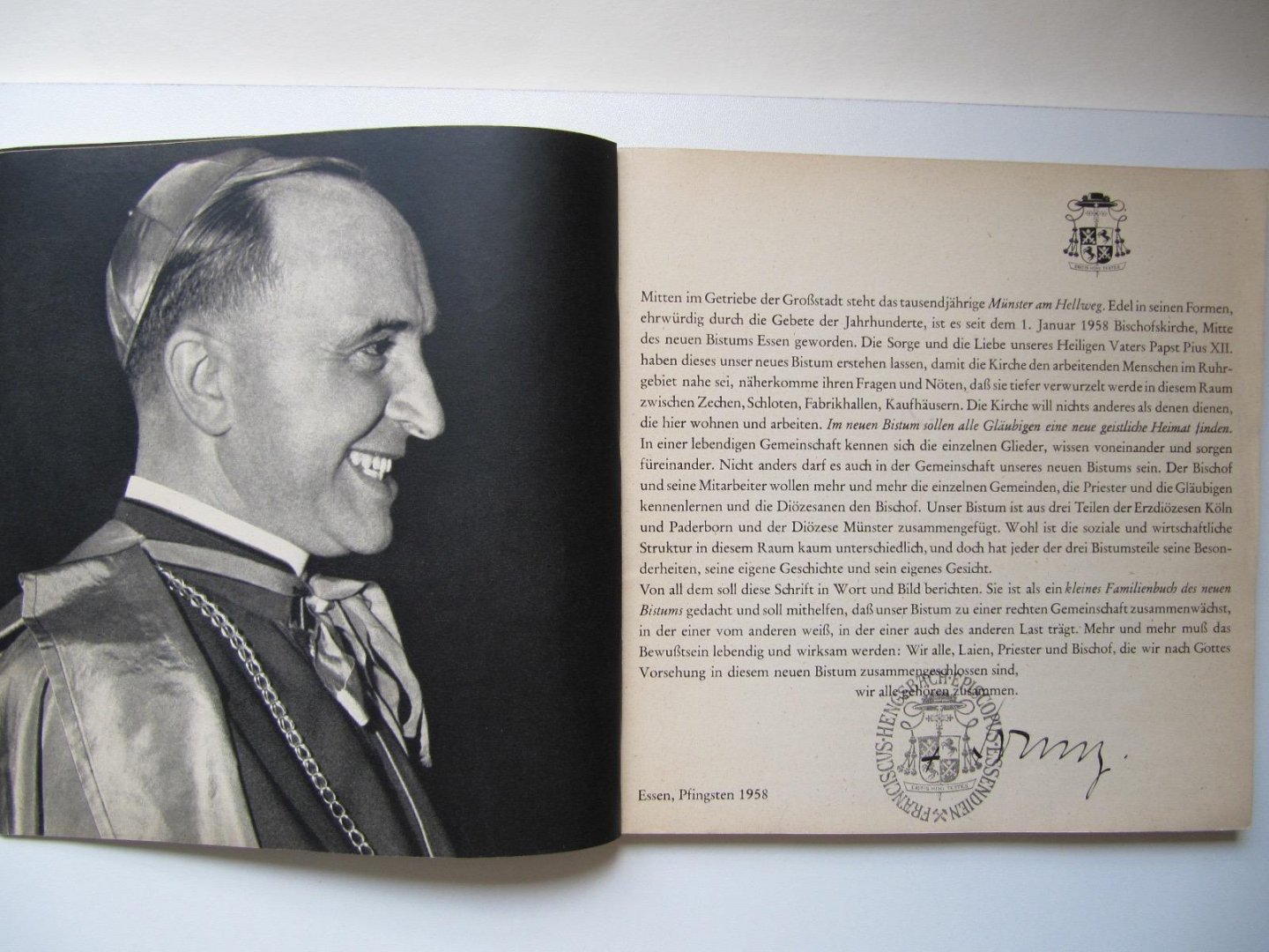  - Kreuz über  Kohle und Eisen