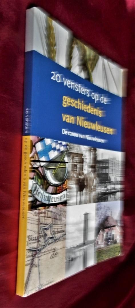 Canonwerkgroep Ni'jluusn van vrogger (Samenstelling) - 20 vensters op de geschiedenis van Nieuwleusen. De canon van Nieuwleusen