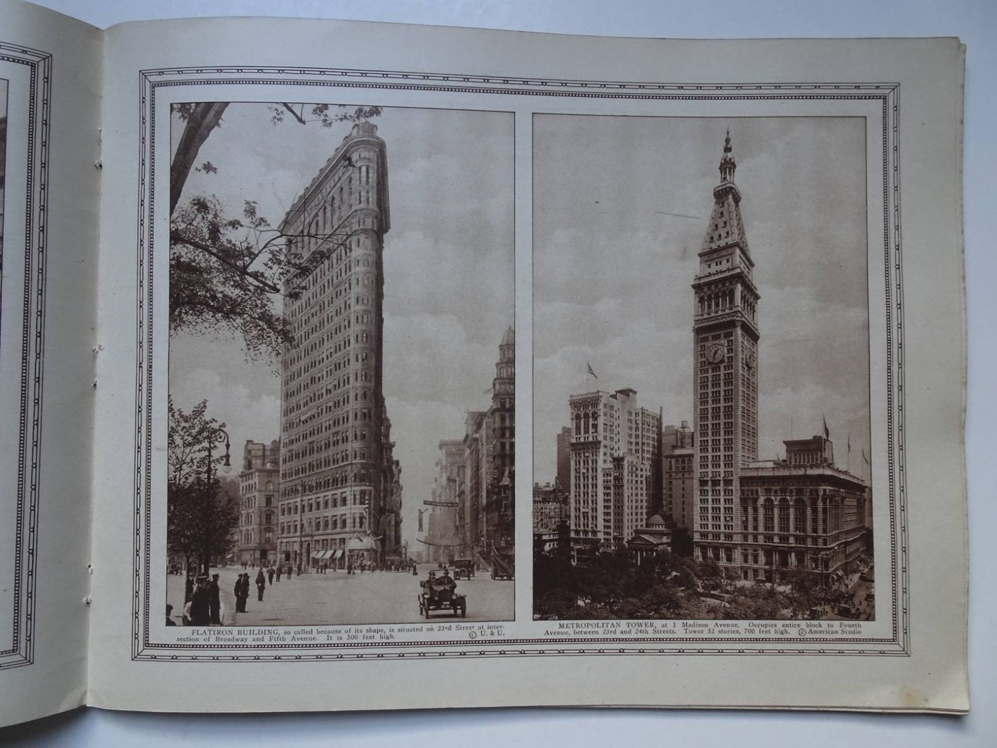 -. - Rotogravure Album of New York.