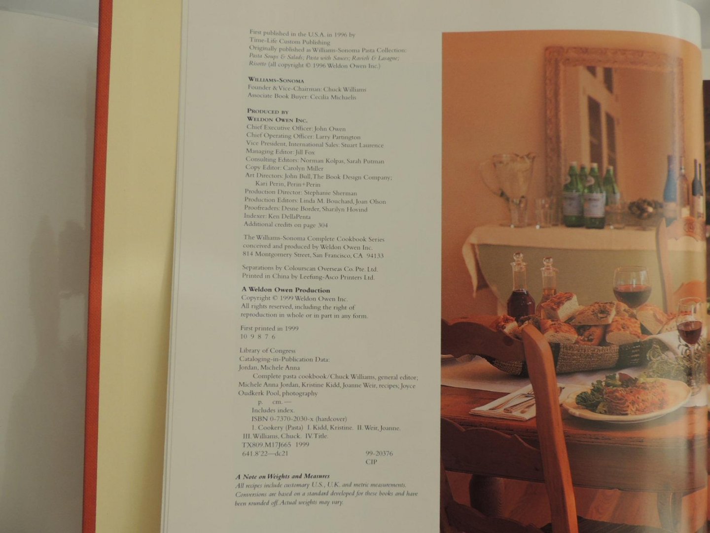 by Michele Anna Jordan  (Author), Kristine Kidd (Author), Joanne Weir  (Author), Chuck Williams (Author), Joyce Oudkerk Pool (Photographer) - Williams-Sonoma Complete Pasta Cookbook - an oversized, full-color illustrated cookbook.