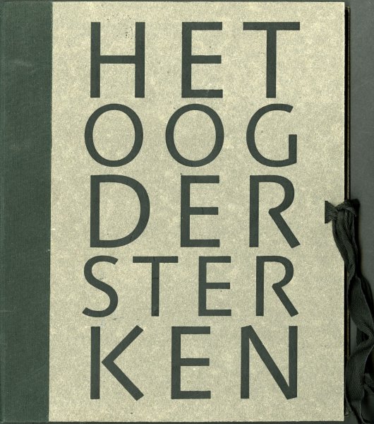 Bokhoven, Esmé van (fotografie) - HET OOG DER STERKEN catalogus overzichts-expo