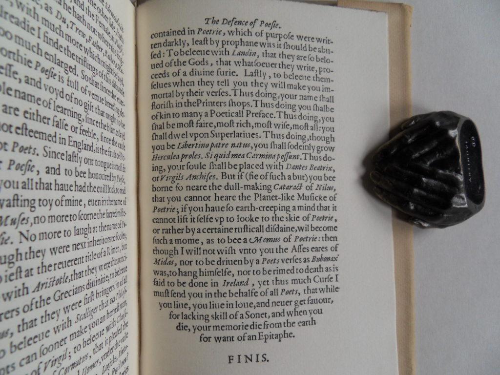 Sidney, Phillip. - The Defence of Poesie. [ Genummerd exemplaar 11 / 100 ]. [ In perkament gebonden ].