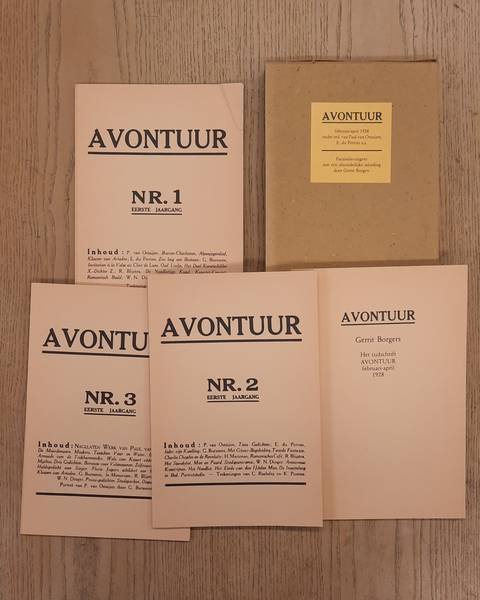 OSTAIJEN, PAUL VAN - PERRON, E. DU. & BORGERS, GERRIT [INLEIDING]. - Avontuur Februari-April 1928 onder red. van Paul van Ostaijen en E. du Perron e.a. Facsimile-uitgave met een afzonderlijke inleiding door Gerrit Borgers