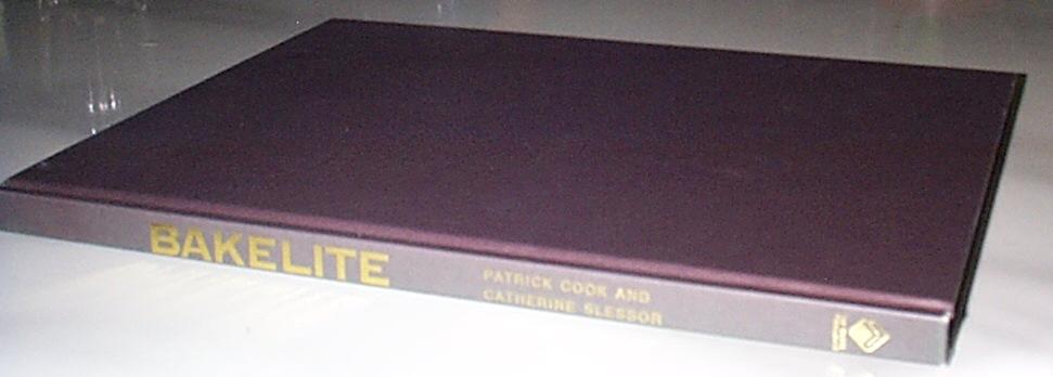 Cook, Patrick; Slessor, Catherine - Bakelite. An illustrated guide to collectible bakelite objects
