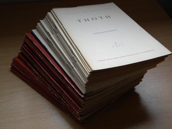  - Thoth. 46 niet aaneengesloten nummers uit de periode 1961 t/m 1974