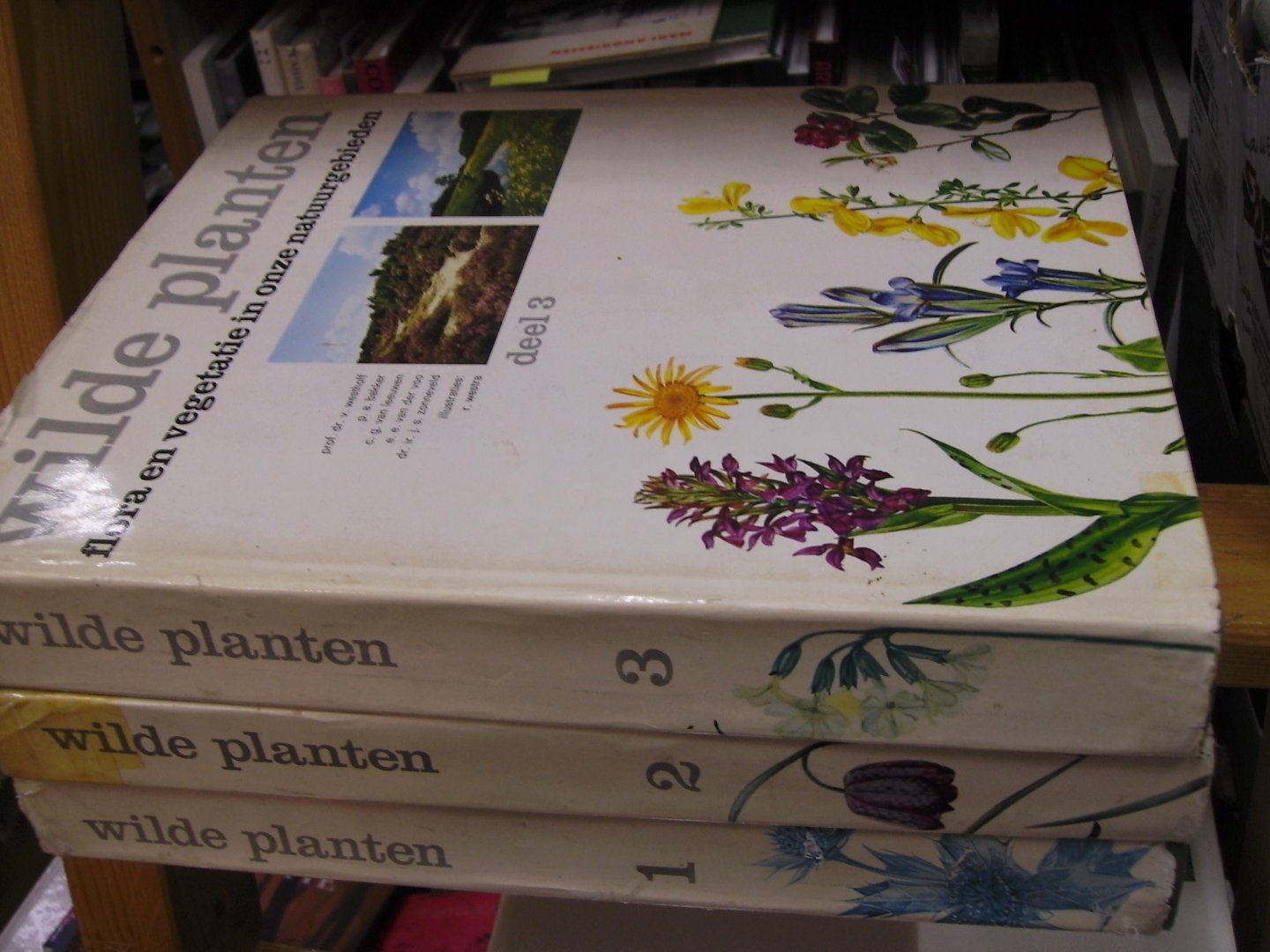 Westhoff, V. - Wilde planten, flora en vegetatie in onze natuurgebieden, 3 boeken