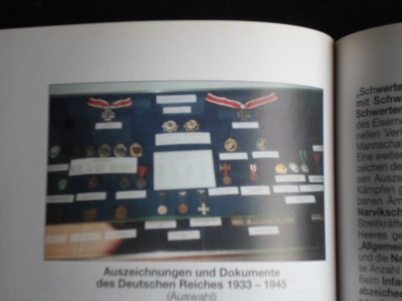 Catalogus - Deutsches Panzermuseum Munster