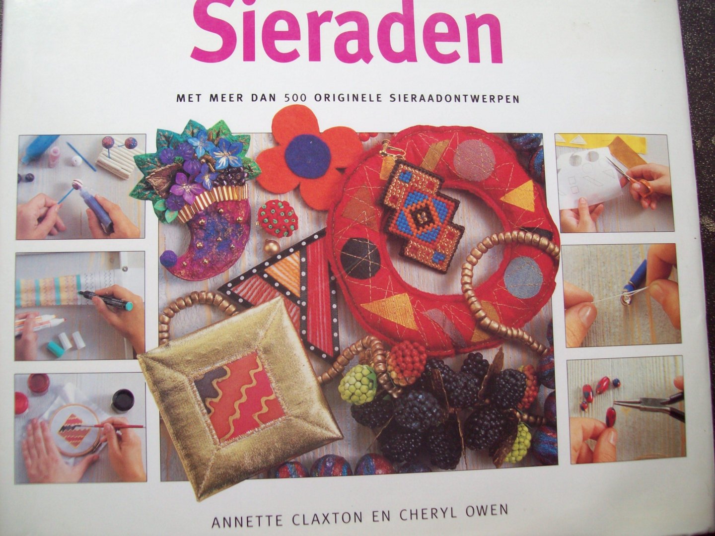 Annette Claxton & Cheryl Owen - "Beeldgids voor Sieraden"  Met meer dan 500 originele sieraadontwerpen.