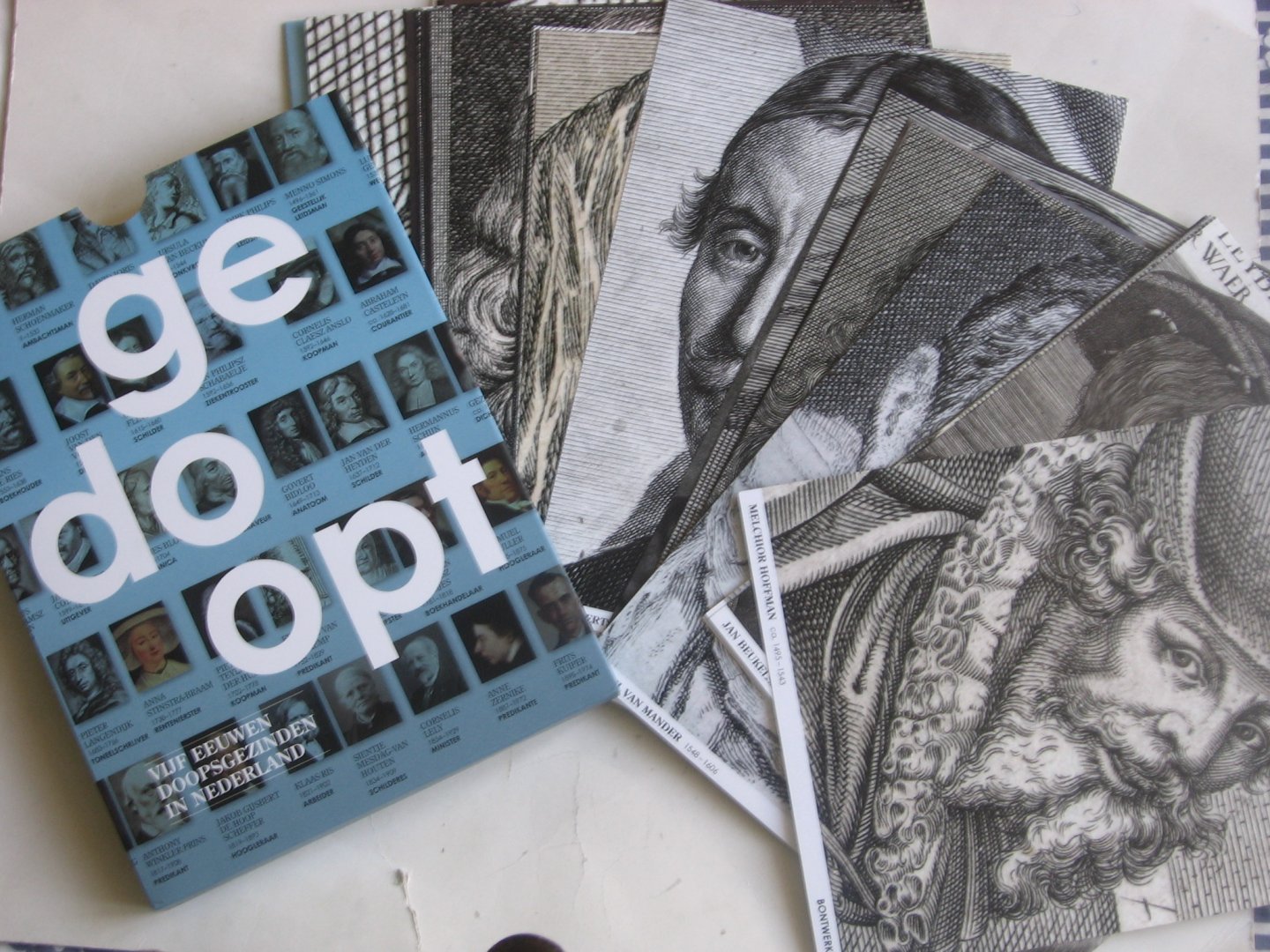  - Gedoopt, Vijf eeuwen doopsgezinden in Nederland, catalogus bij gelijknamige tentoonstelling, ruim 40 doopsgezinden uit vijf eeuwen doen elk hun eigen persoonlijke verhaal