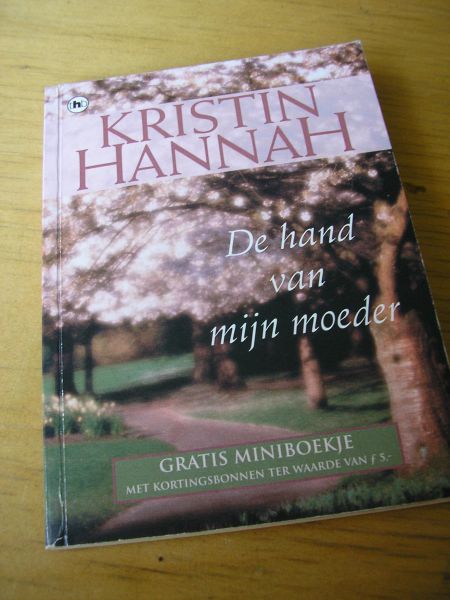 Hannah, Kristin - De hand van mijn moeder (miniboekje)