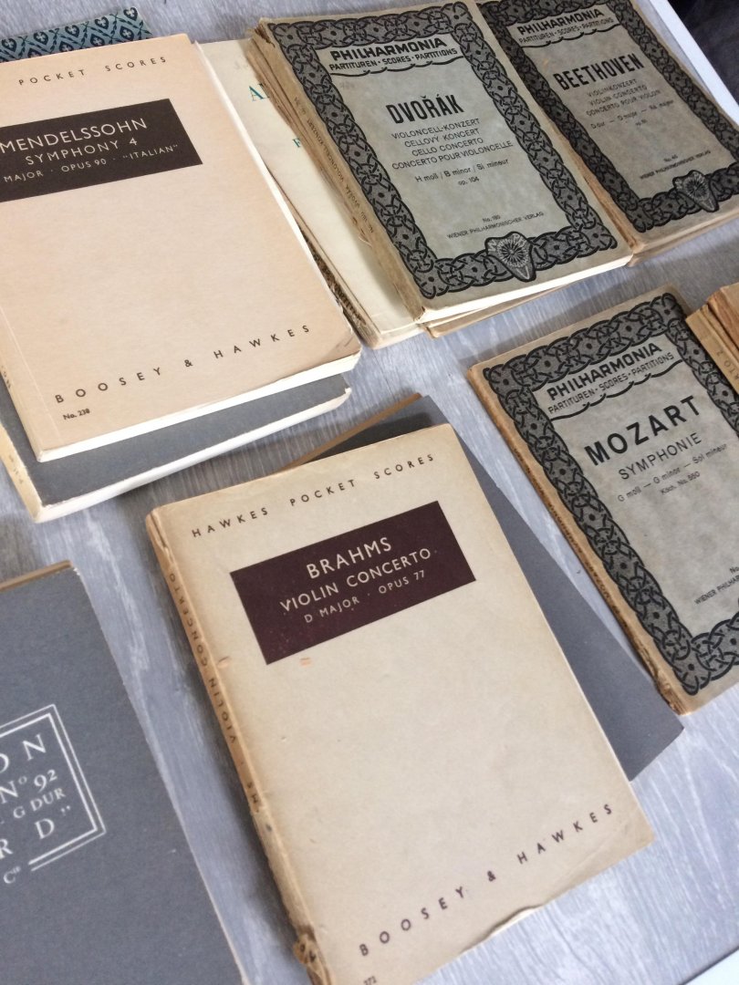 Edition Eulenburg - 50 delen Bladmuziek; Brahms , Schuman, Mendelssohn, Beethoven, Strauss, Berlioz,Rossini,Tschaikowsky, Bizet