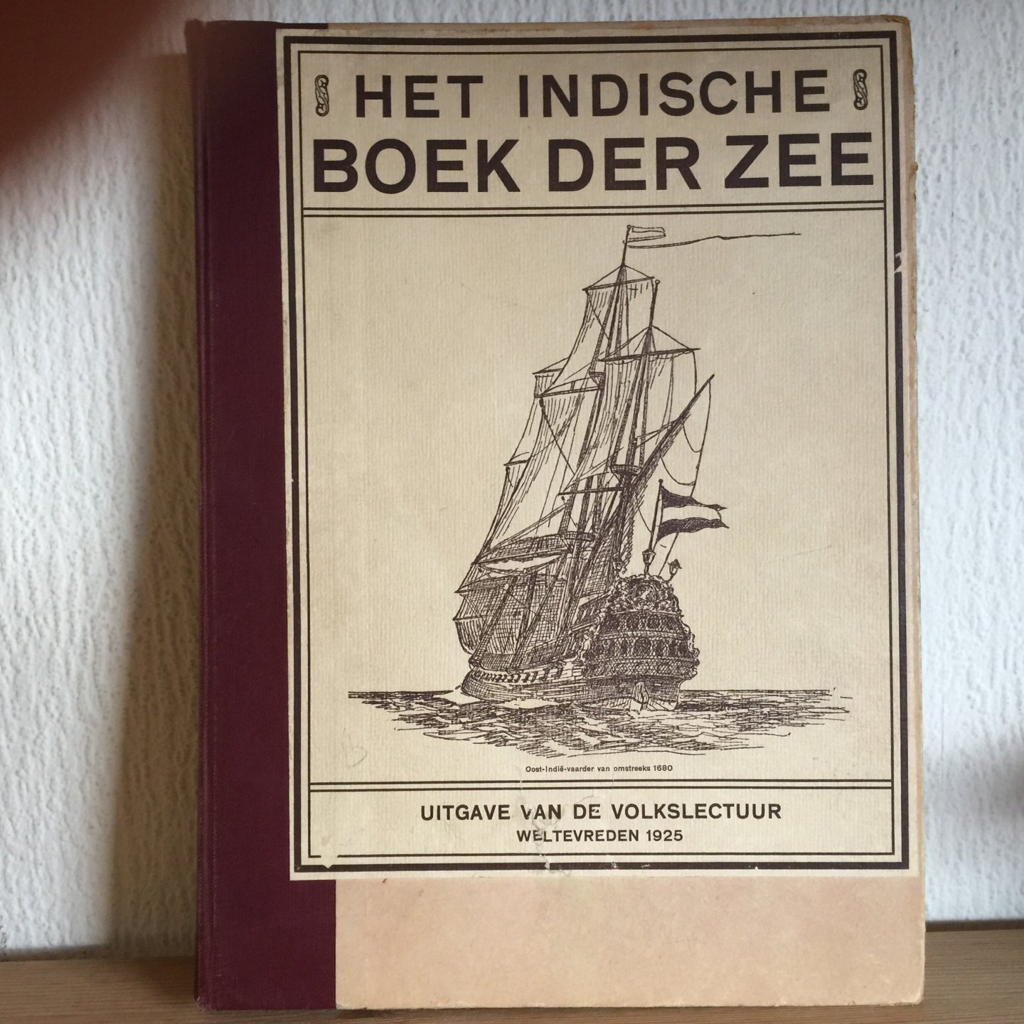 RINKES , van ZALINGE , de ROEVER - HET INDISCHE BOEK DER ZEE , met 4 kaarten , 3 gekleurde platen 16 autotypen , 312 illustraties in de tekst , getrouwe reproductie zeekaart van Java inn 2 bladen, 1925