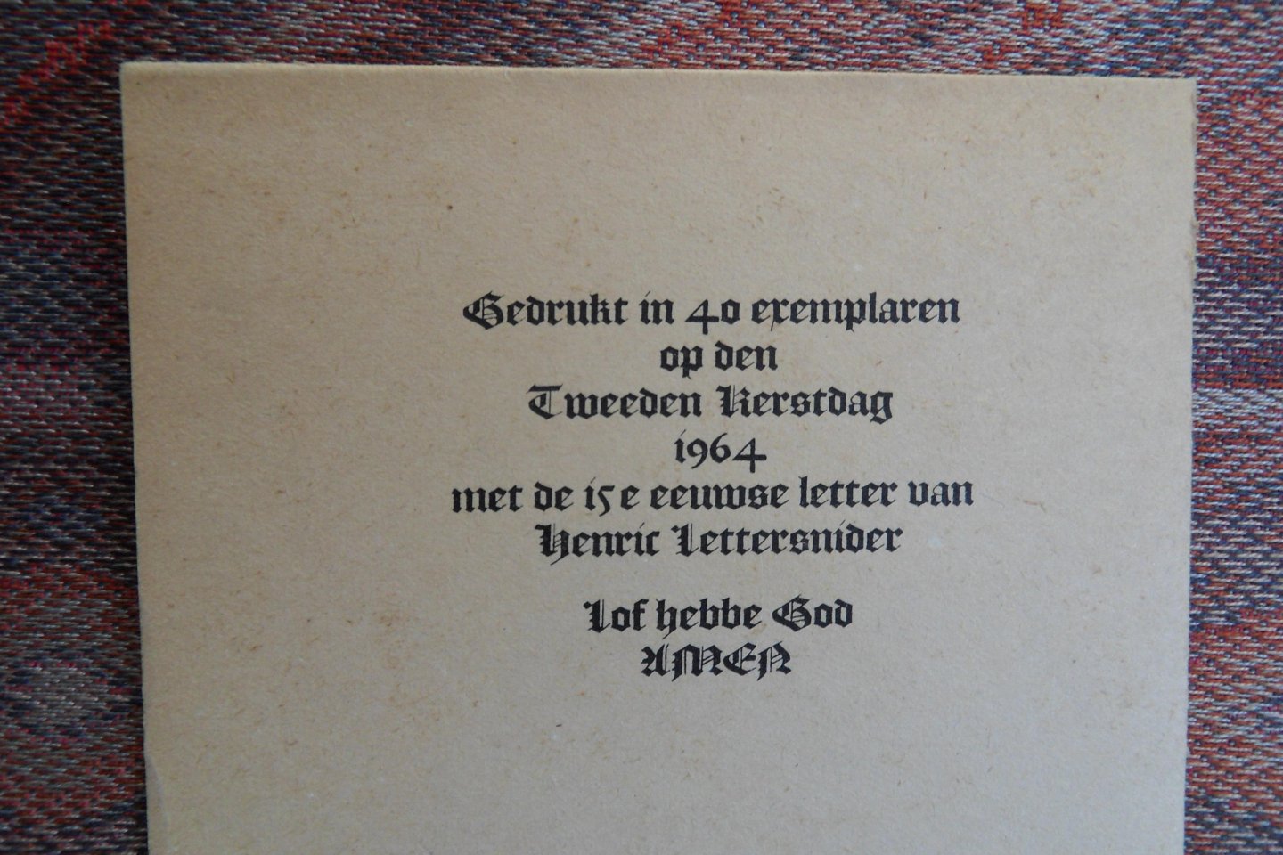 N.N. - Ons ghenaket die aventsteerne. - Een kerstlied. [Beperkte oplage van 40 ex.].