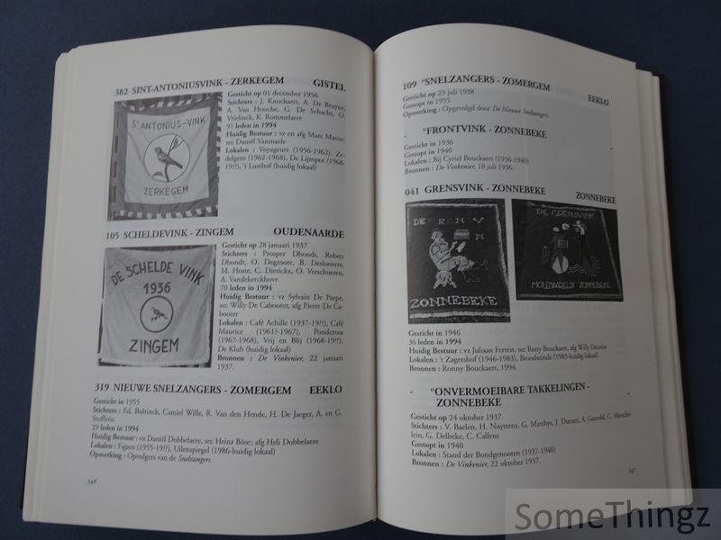 Noël Declercq / Albert Deprez / Walter Godefroid / Filip Santens / Lucien Van Acker. - Hinke de vinke : 400 jaar vinkensport in Vlaanderen, 60 jaar A.V.I.B.O.