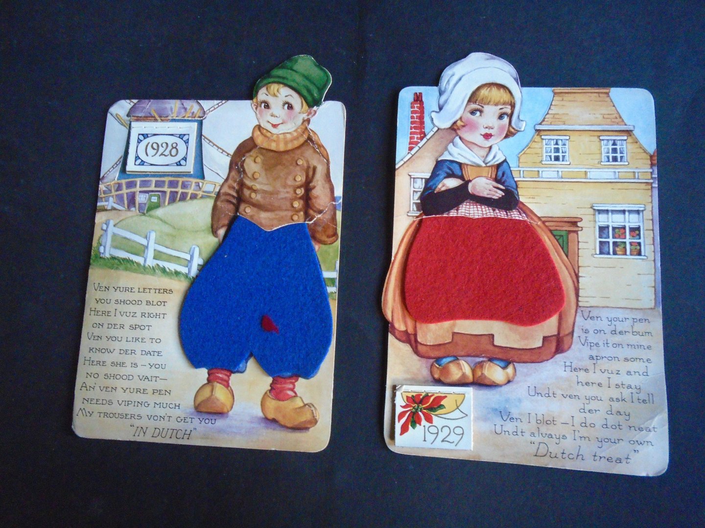 vloeibladen - 2 x kalendervloeiblad, 1928-1929. Met kalendertjes. Hollands Jongetje ( Vilten broekje ) en meisje.( Vilten rokje ).