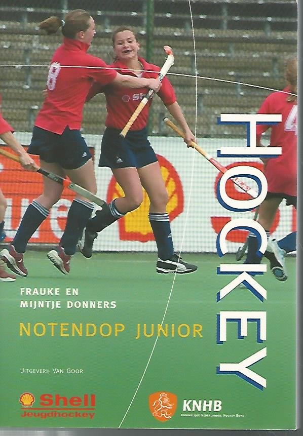 Donners, Frauke en Mijntje - Hockey -Notendop Junior