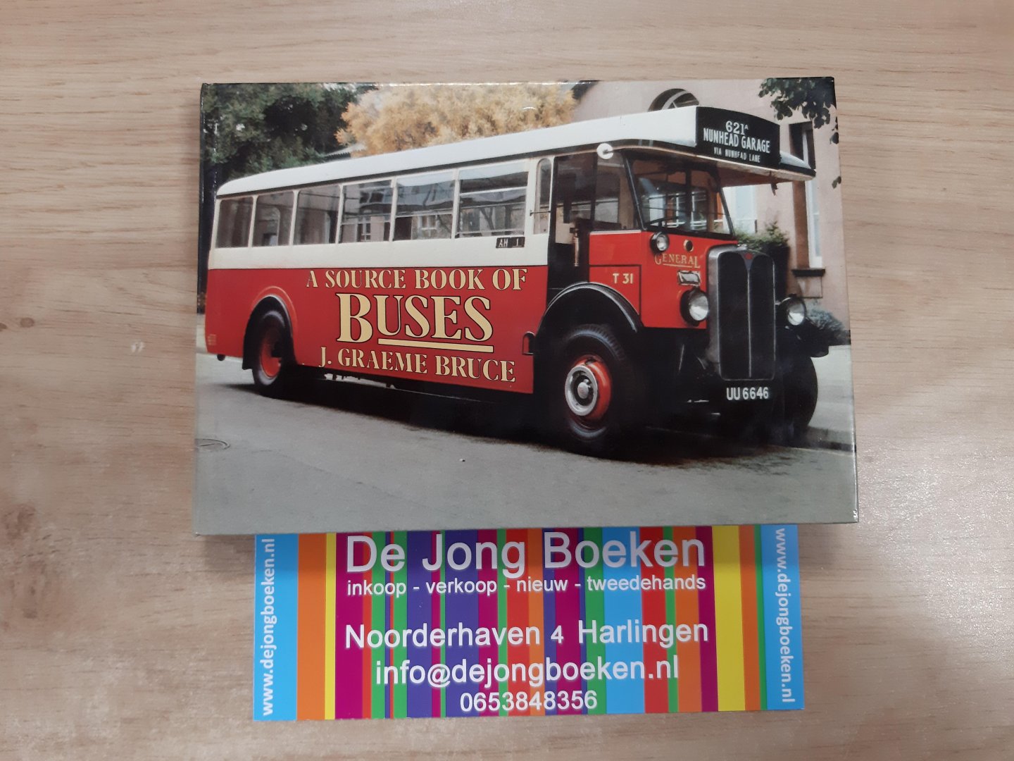 J Graeme Bruce - A Source Book of Buses