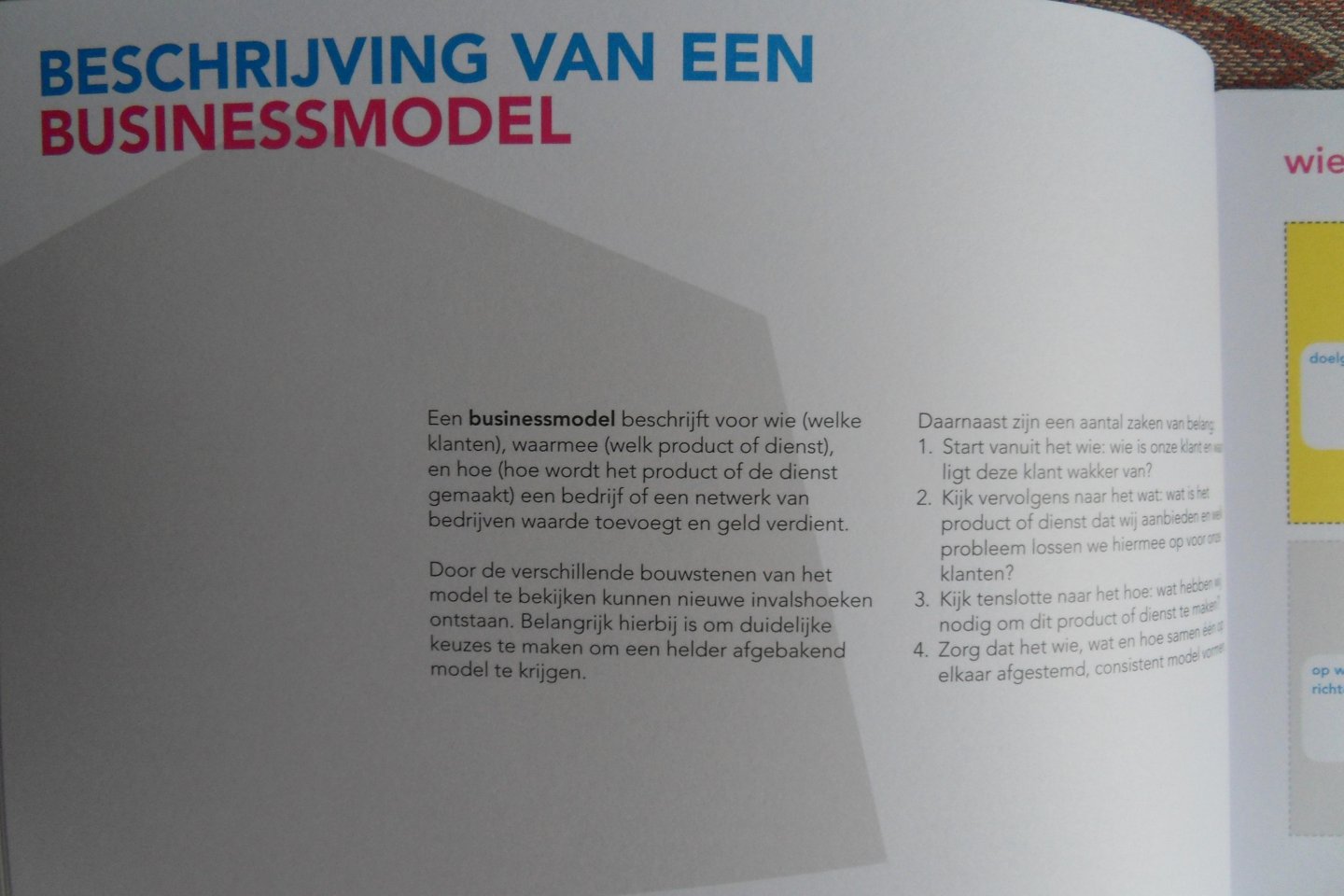 Hielkema, ir. Matthijs; Muis, Margriet MSc; Nijland, Fred; Fraanje, dr. ing. Peter. - Van Aannemen naar Ondernemen. - 18 nieuwe businessmodellen voor bouwbedrijven.