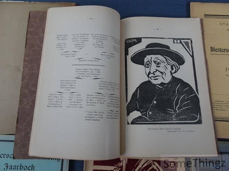 N/A. - Diestersche Kunstkring. - Jaarboek aangeboden door den Diestersche Kunstkring. Eerste Jaargang 1928-1929 / Tweede Jaargang 1929-1930 / Derde Jaargang 1930-1931 / Vierde Jaargang 1931-1932 / Vijfde Jaargang 1932-1933 / 9e Jaarboek: 1937-1938.