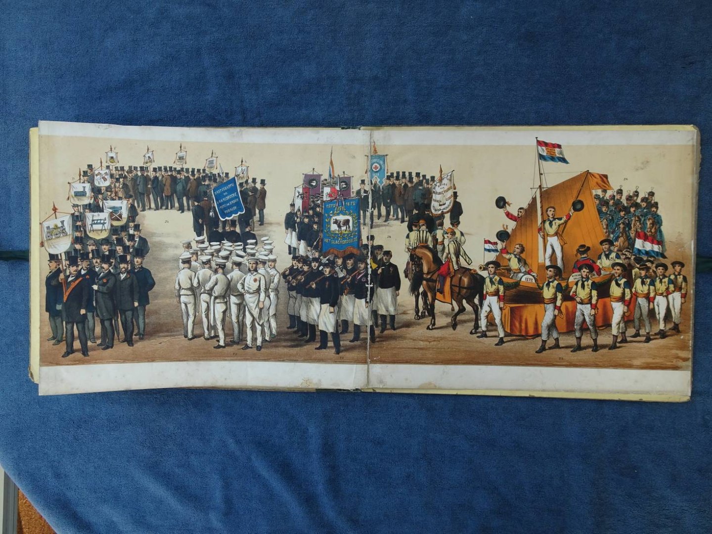 N.n.. - Optocht gehouden te Haarlem den 1en april 1872.