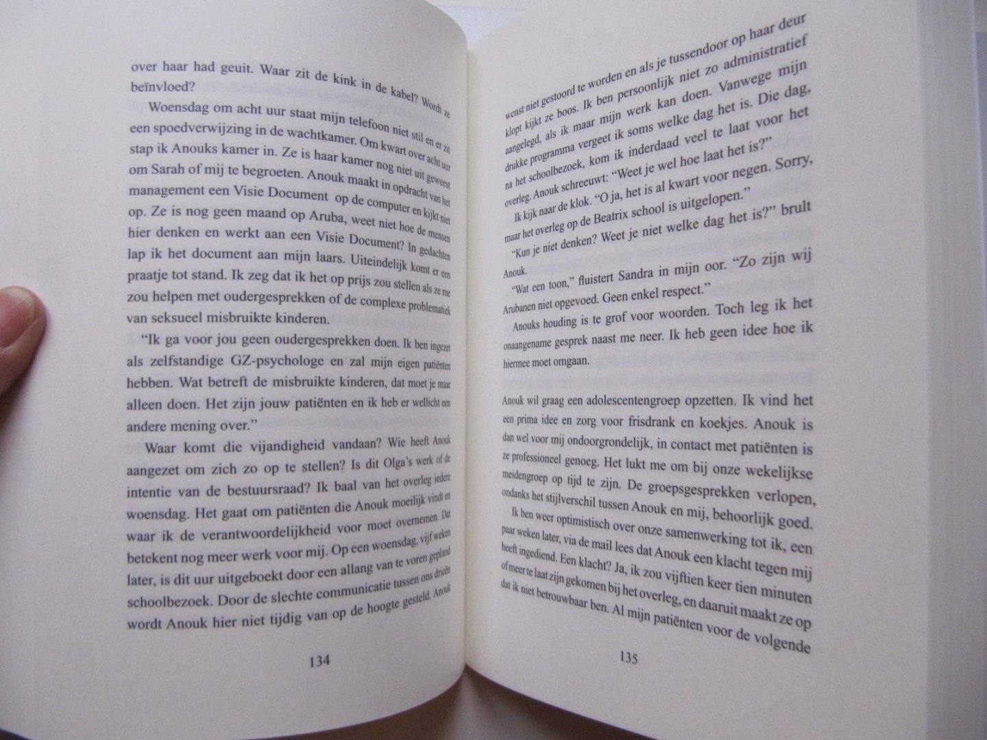 Zecher, Rita - BOA - Aruba in de wurggreep