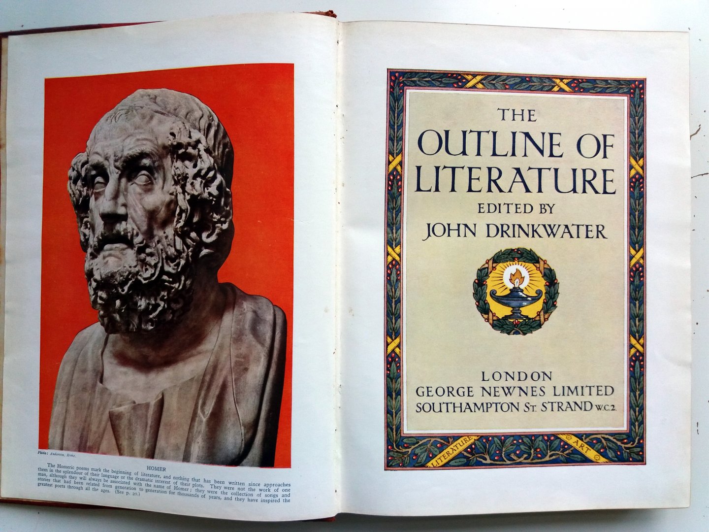 Drinkwater, John - The Outline of Literature (2 Volumes) (ENGELSTALIG)