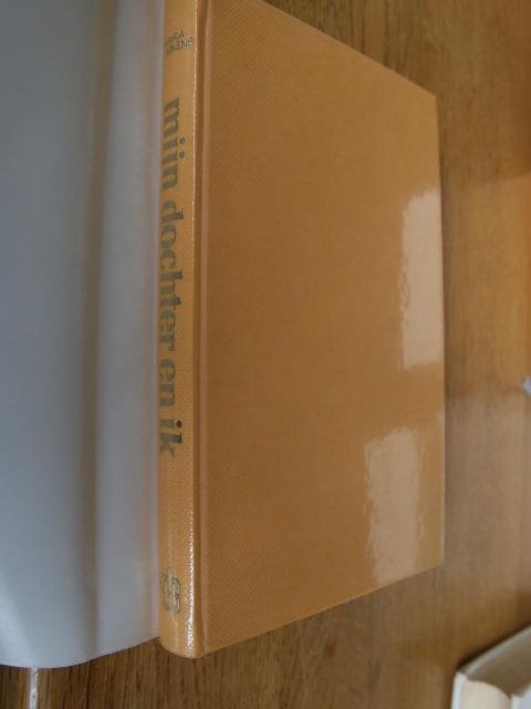 Oomkens-Scheherazade, Maria - Mijn dochter en ik