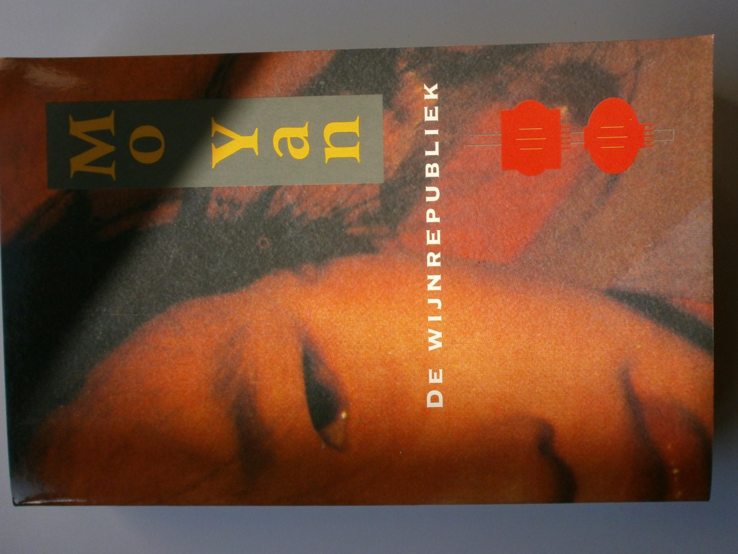 Mo Yan  (China) - De wijnrepubliek