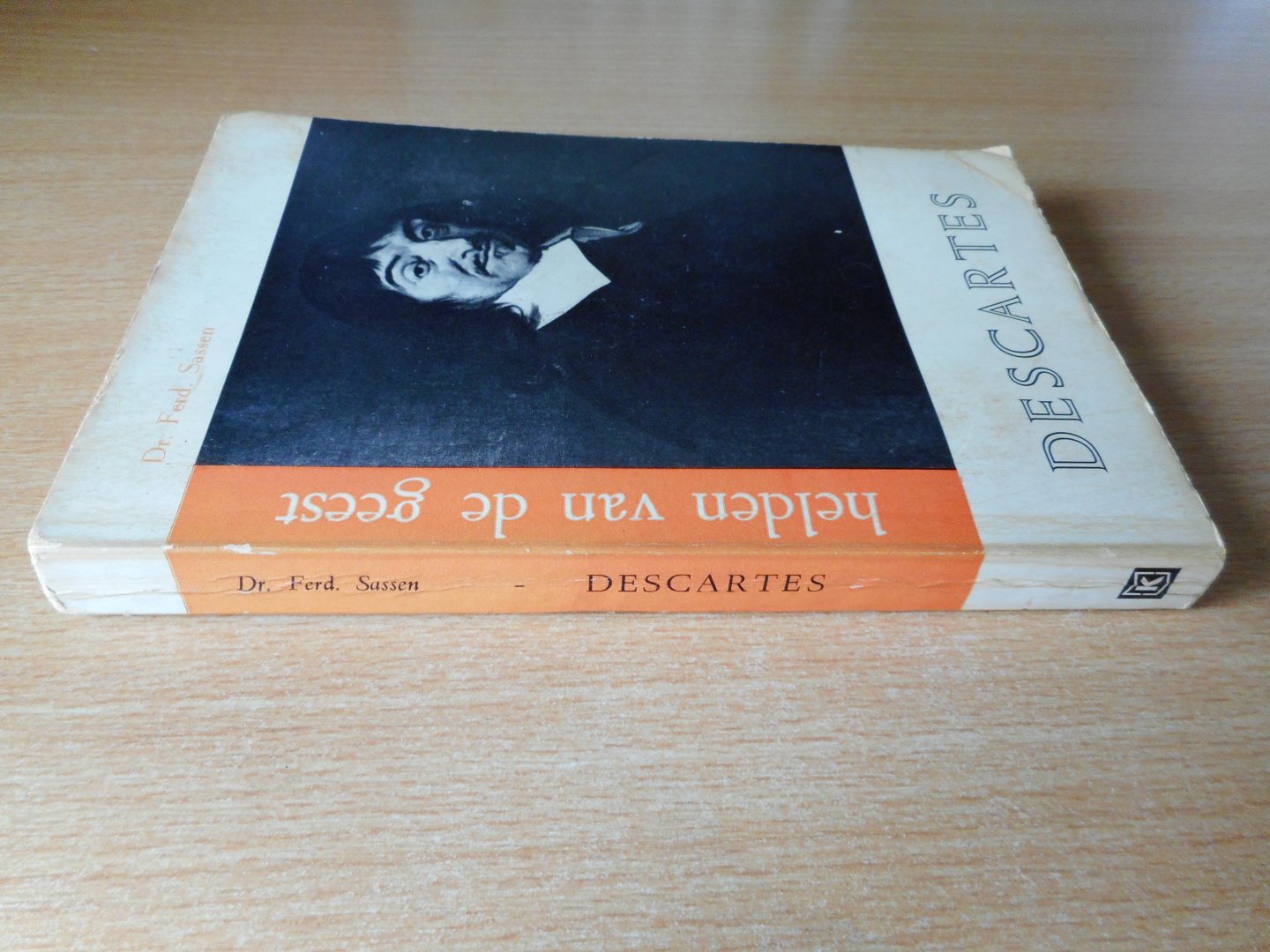 Sassen, dr. Ferd - Descartes