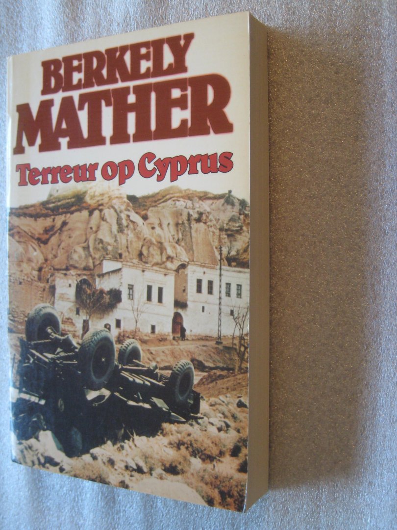 mather, Berkely - Terreur op Cyprus