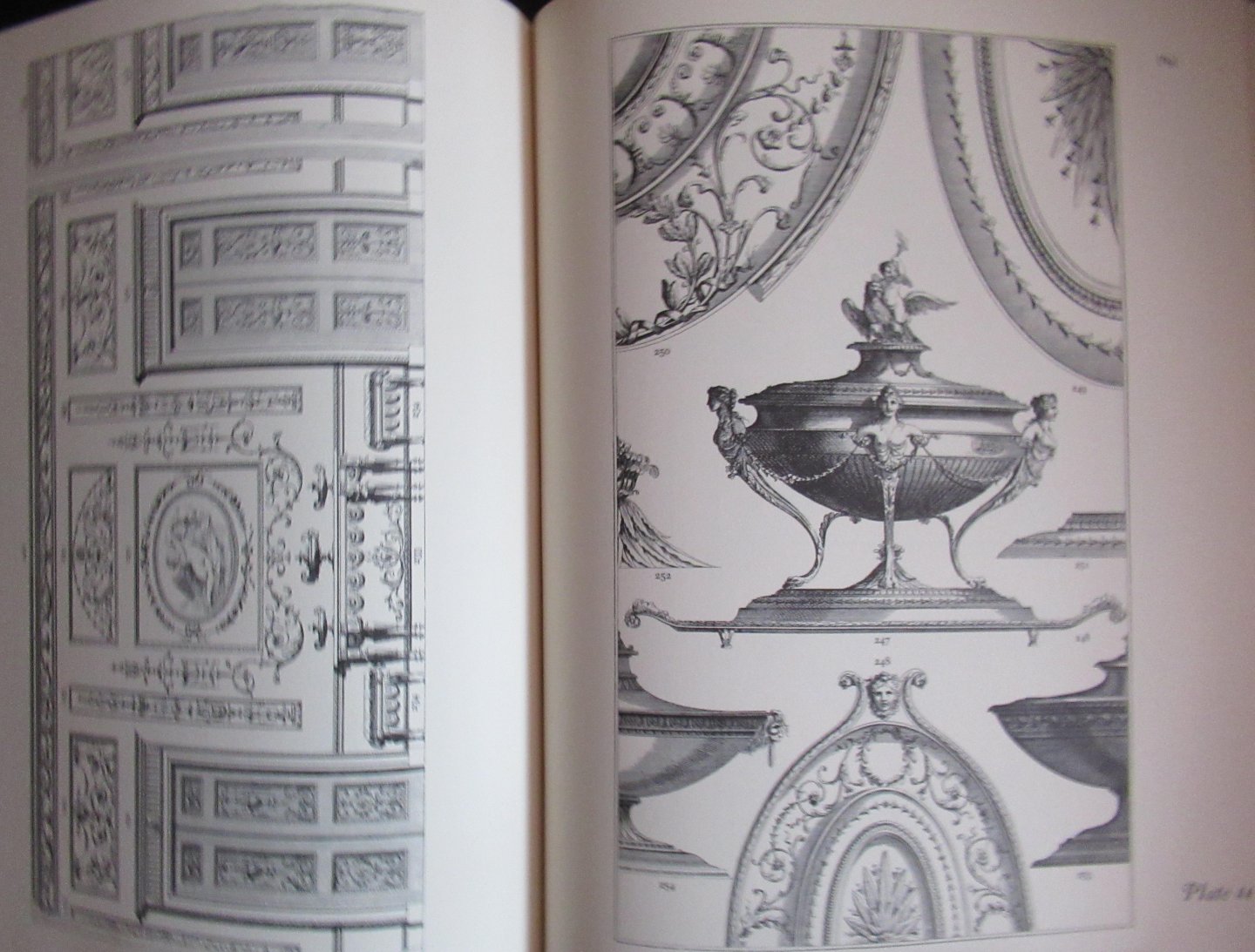 Maser, Edward A. - Classical ornament of the eighteenth century. Designs bij Michelangelo Pergolesi