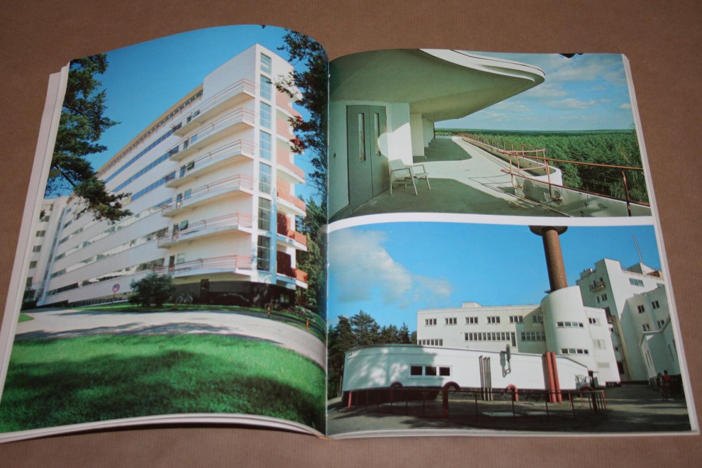 D. Dunster - Alvar Aalto   (Architectural monographs)
