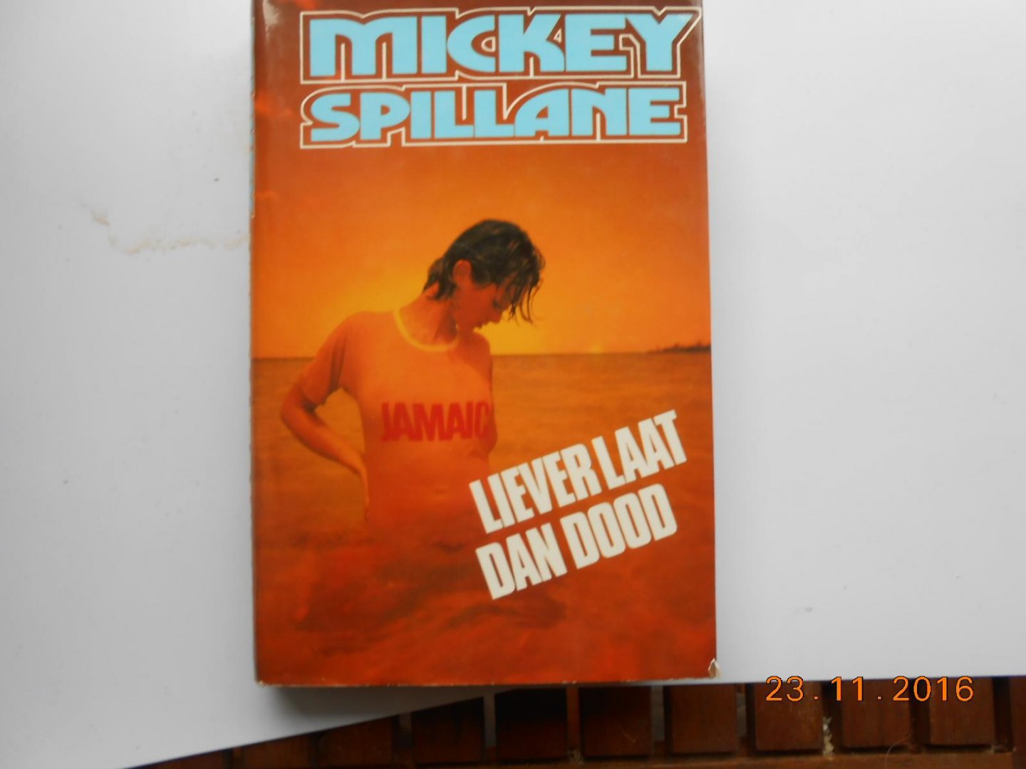 Mickey Spillane - Liever laat dan dood