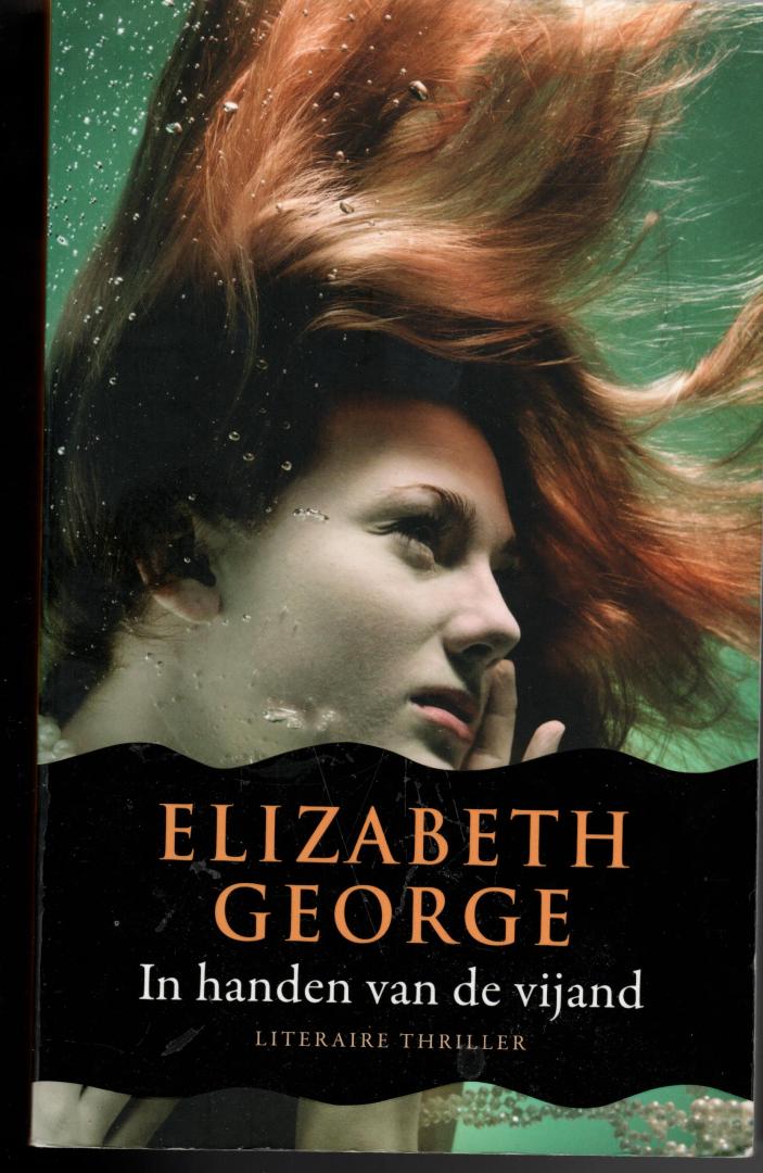 George, Elizabeth - In handen van de vijand